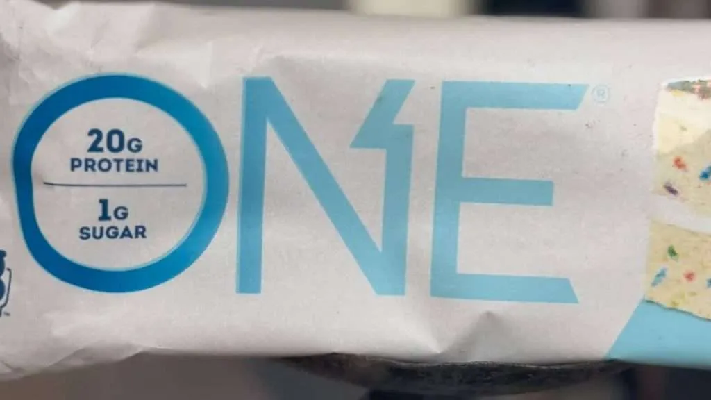 One Bar Birthday Cake Bar Macros